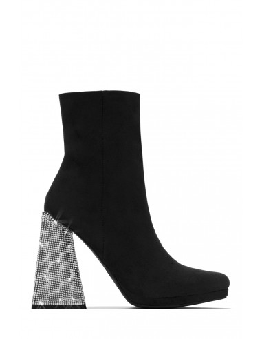 High Priority Embellished Heel Boot - Black Dans la société mordern