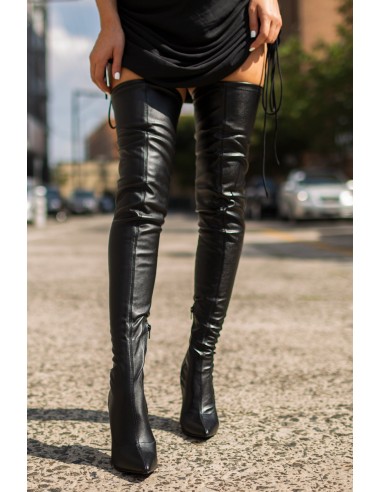 Groundbreaking Over The Knee High Heel Boots - Black PU s'inspire de l'anatomie humaine