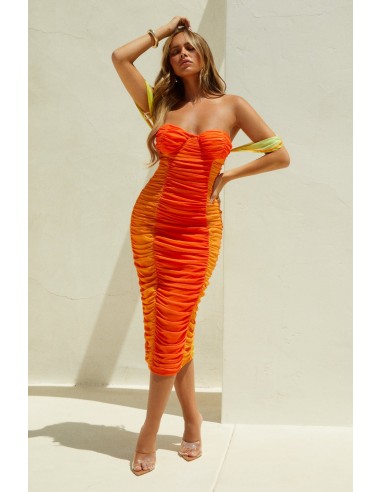 Paloma Ruched Midi Dress - Orange en ligne des produits 