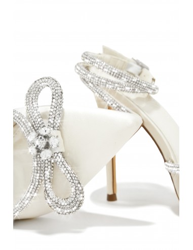 Kara Embellished Pumps - Ivory brillant des détails fins