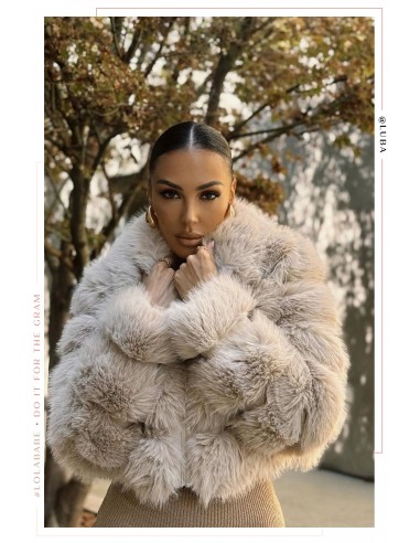 Private Getaway Faux Fur Coat - Beige de votre