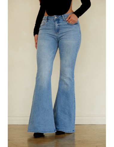 Ivette Mid Rise Super Flare Pant - Light Denim les ctes