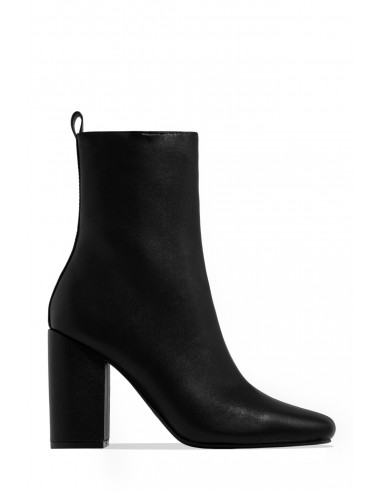 Full Moon Squared Toe Chunky Heel Ankle Booties - Black de votre