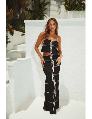 Anabella Two Piece Maxi Skirt Set - Black s'inspire de l'anatomie humaine